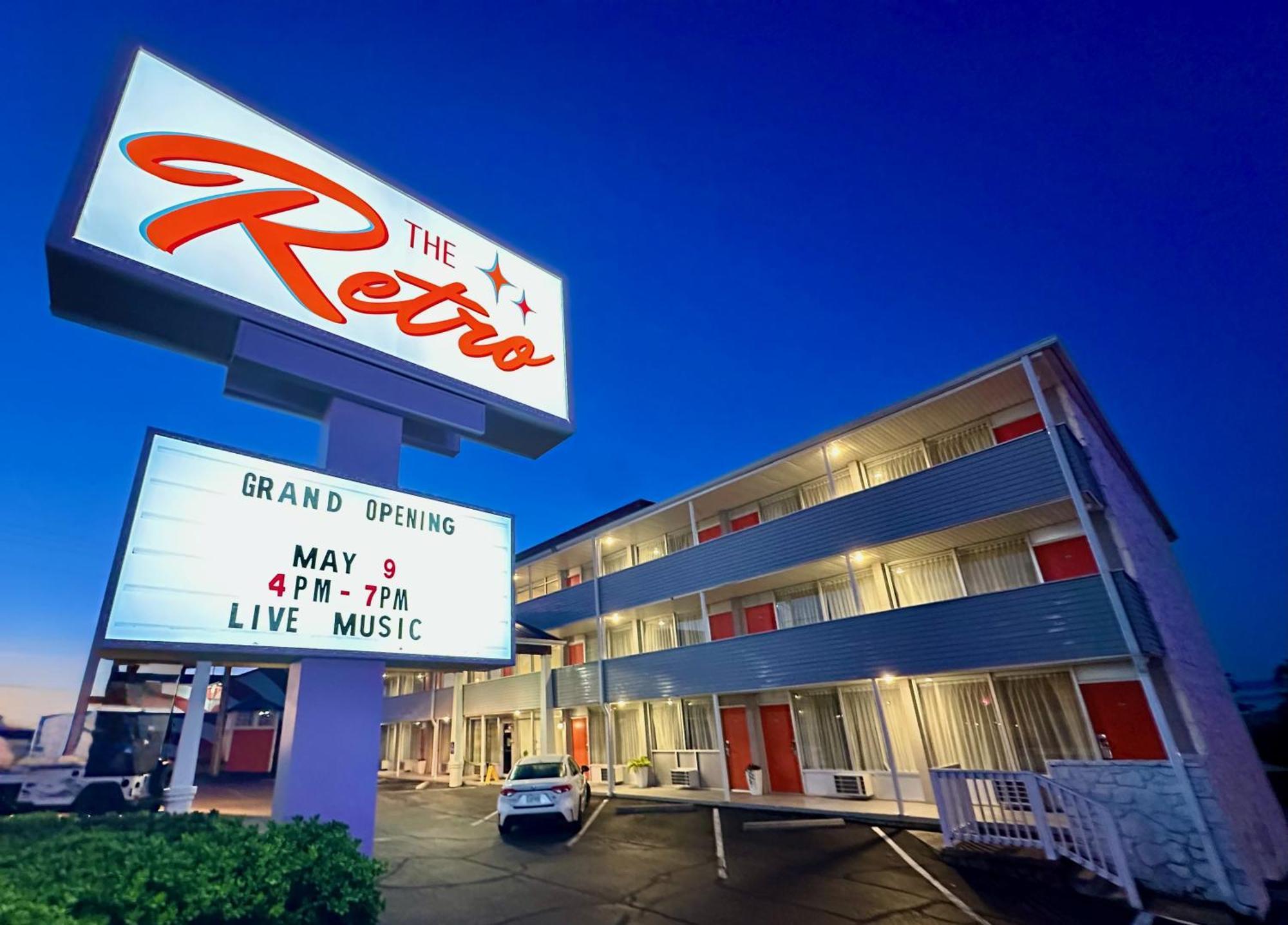 The Retro Hotel ブランソン エクステリア 写真